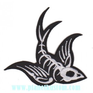 Patch hirondelle droite blanche et noire swallow x ray skull bird
